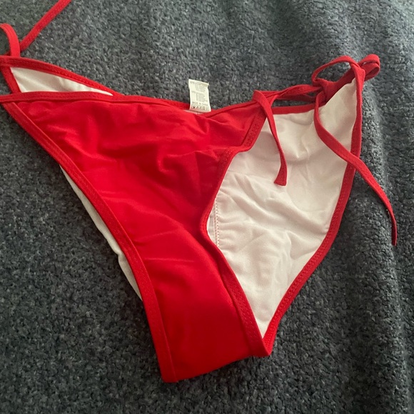 Swimsuit bottoms - Picture 3 of 5